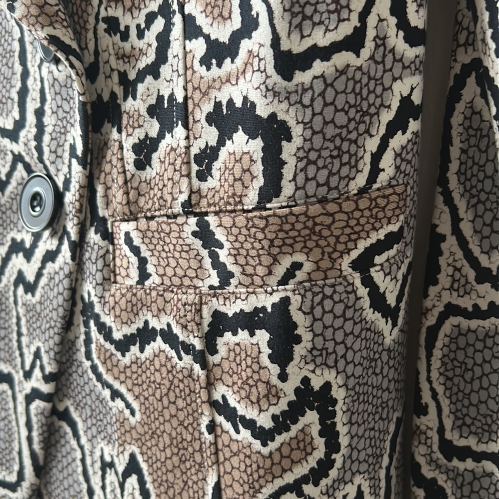 New- Cabi Python Blazer Snakeskin Animal Print Bl… - image 8